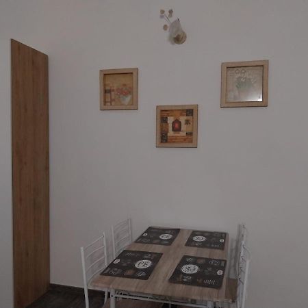 Like At Home Napoli 2023 Экстерьер фото