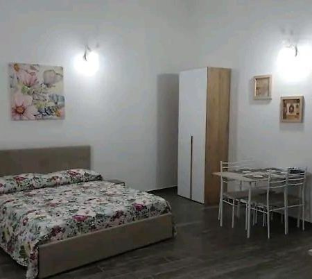 Like At Home Napoli 2023 Экстерьер фото